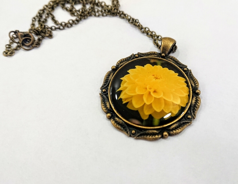 Rounded glazed necklace with the image of flowers, by Anahit Harutyunyan