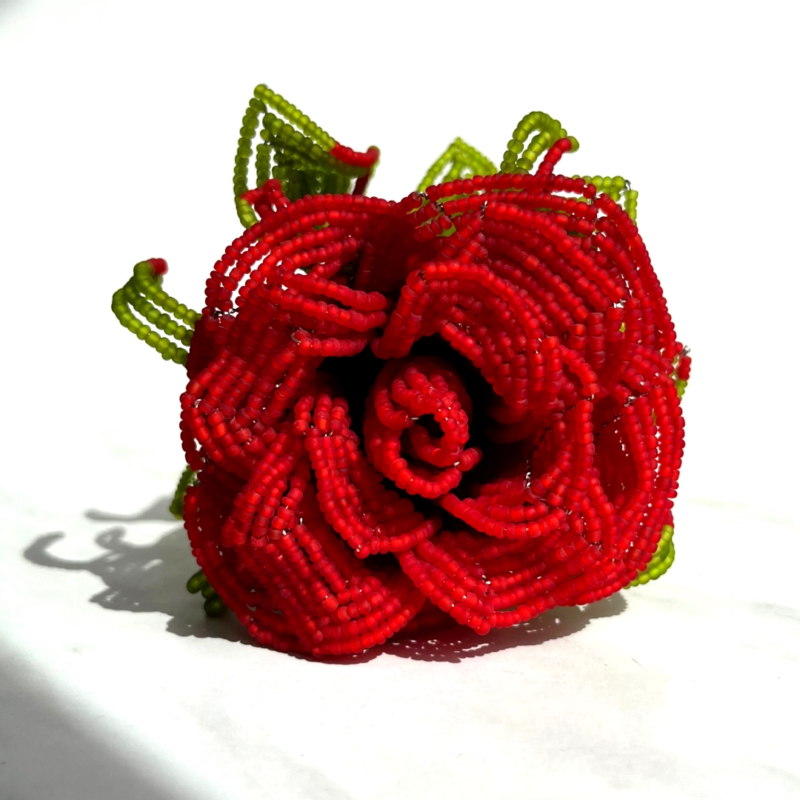 «Վարդ», ձեռքով պատրաստված, հեղինակ՝ Վալյա Մամունց