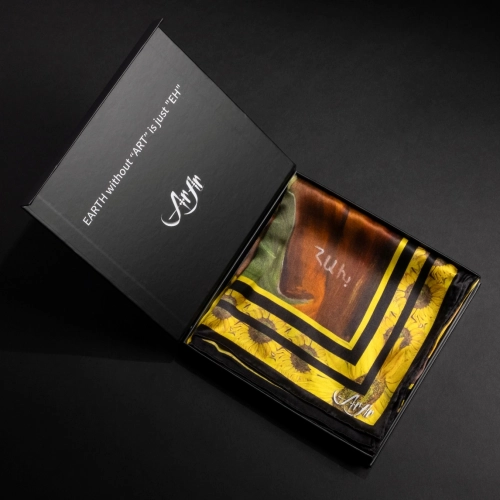 "DaVinci Sunflowers", by Hasmik Khalafyan. Wearable Art.